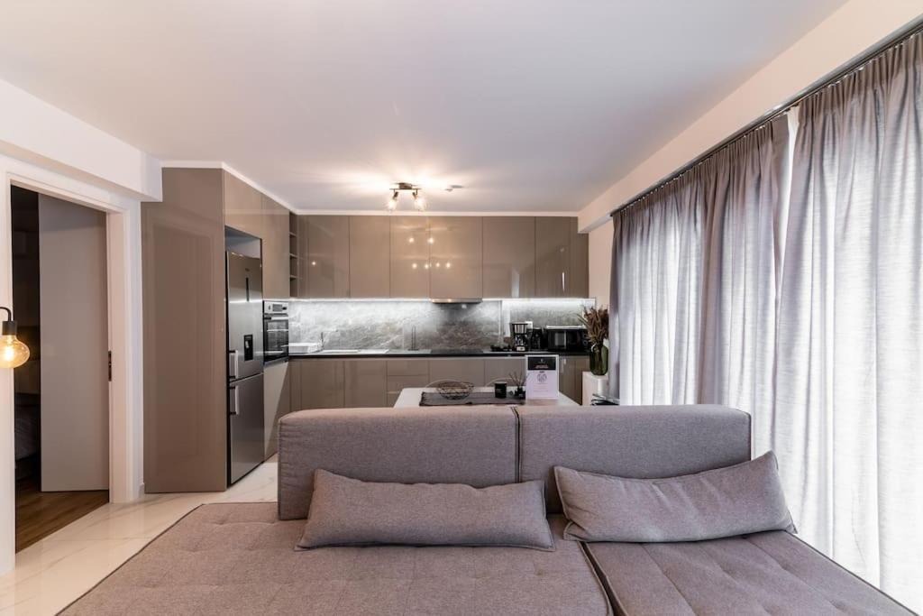 Apartamento Μεζονέτα Με Θέα Στο Πάρκο Σταύρος Νιάρχος One Atenas Exterior foto