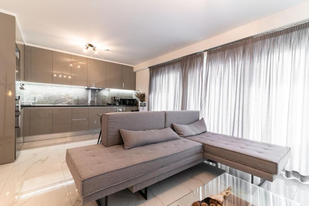 Apartamento Μεζονέτα Με Θέα Στο Πάρκο Σταύρος Νιάρχος One Atenas Exterior foto