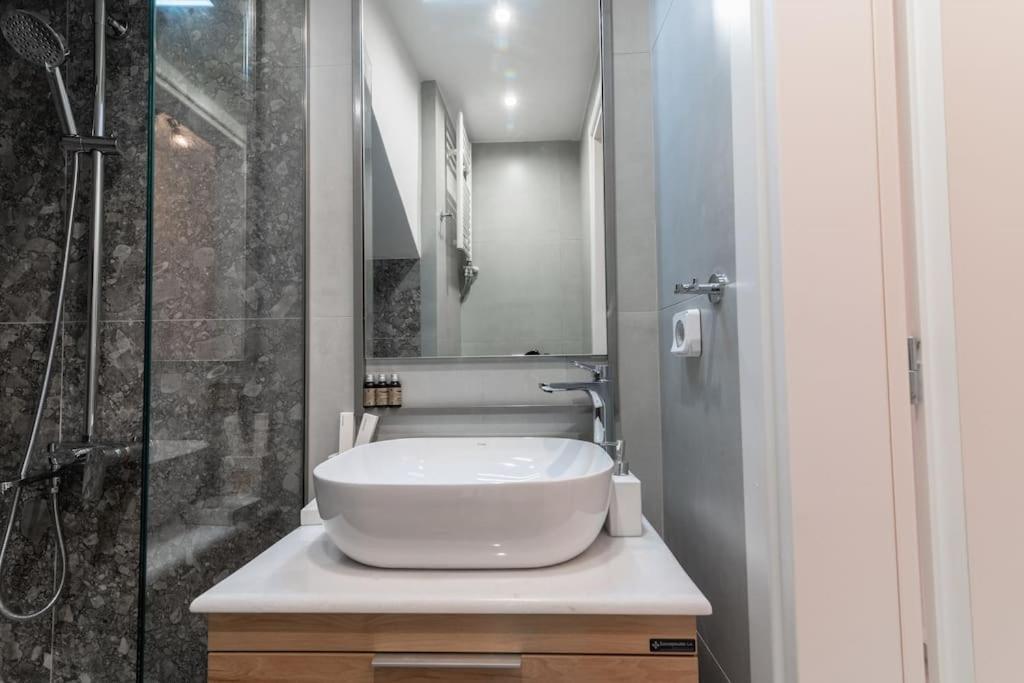 Apartamento Μεζονέτα Με Θέα Στο Πάρκο Σταύρος Νιάρχος One Atenas Exterior foto